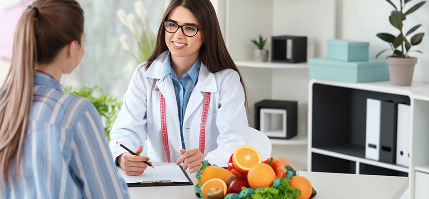 Patient receiving Nutrition Counseling in Cupertino