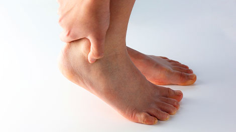 patient requiring achilles tendonopathy treatment in Cupertino