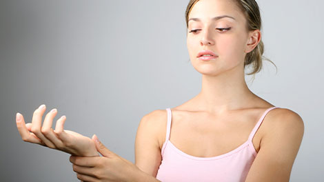 patient requiring carpal tunnel syndrome treatment in Cupertino