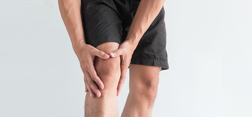 patient needing knee pain treatment in Cupertino