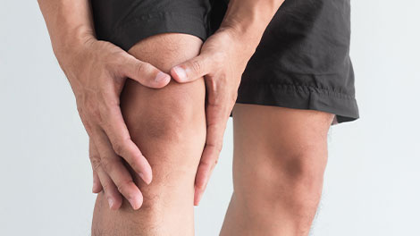 patient requiring knee pain treatment in Cupertino